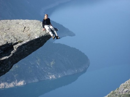 Troll limba (trolltung rock), Norvegia - portal turistic - lumea este frumoasa!