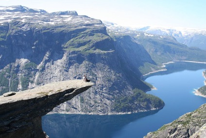 Troll limba (trolltung rock), Norvegia - portal turistic - lumea este frumoasa!