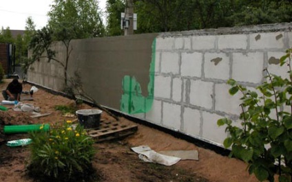 Spuma de beton gard