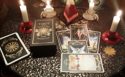 Fedezze fel és kidolgozása egy pakli Tarot kártyák - Tarot jóslás