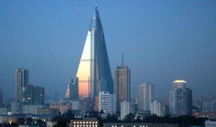 10 Cele mai renumite clădiri pe termen lung din lume