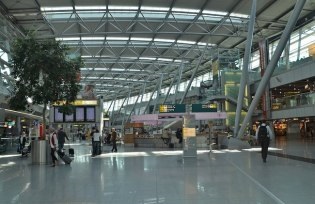 Aeroportul Düsseldorf - descrierea aeroportului, a terminalelor și a serviciilor