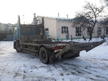 Autobuzul a ajuns în cel de-al doilea bloc