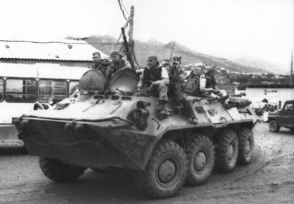 Combateți utilizarea BTR-80
