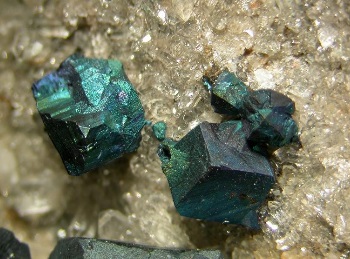 Bornite - Encyclopedia kövek, ékszerek social network