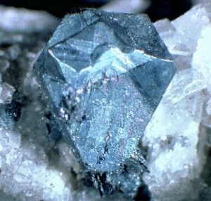 Bornite, varázslatos világában drágakövek