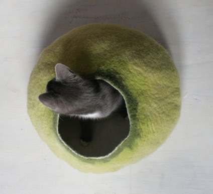 Cat nap cocoon - 