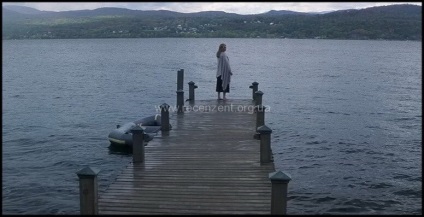 What Lies Beneath »(mi rejlik alatta, 2000)