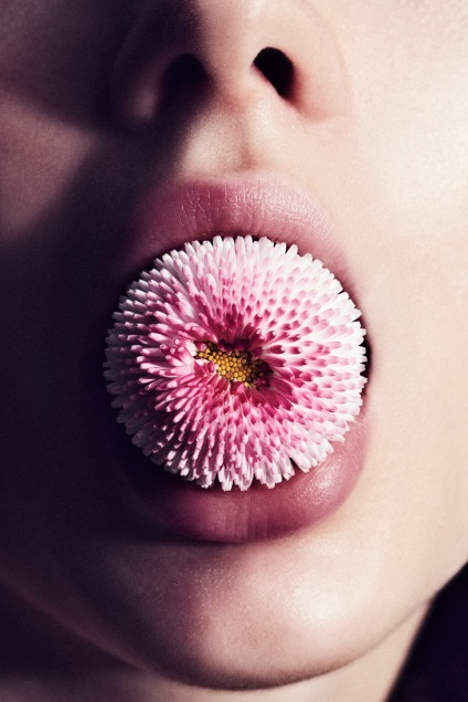 Fata de floare de flori proaspete în make-up, vogue ukraine