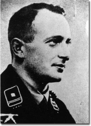 Povestea unei iubiri, sau cum să găsești un adolf eichmann