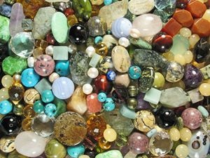 Ce pietre prețioase sunt potrivite pentru femei Varsatorul alege bijuteriile potrivite și talismanele