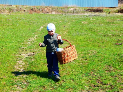 Hogyan kell tanítani a gyermeket, hogy törődnek a család és a természet szeretete