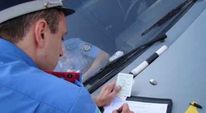Cum să contestați privarea de la permisul de conducere pentru refuzul de a efectua o anchetă