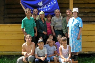 Cum îi ajută pe locuitorii unui sat greu de ajuns în ziarul Kuzbas - rus