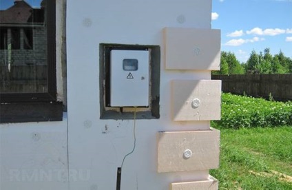 Cum se face intrarea energiei electrice de la post la casă