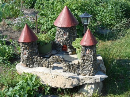 Hogyan készítsünk egy várat a folyami kavics - dekoráció Kerti