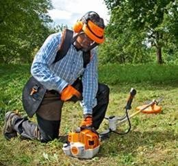 Cum de a alege o motokosa cum să alegi un trimmer care este mai bun - o pompă electrică sau o benzină