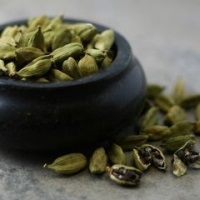 Chineză a crescut ceai parfumat din est