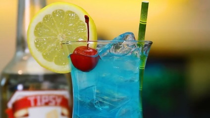 Cocktail kék lagúna fotó, összetételét, recept otthon