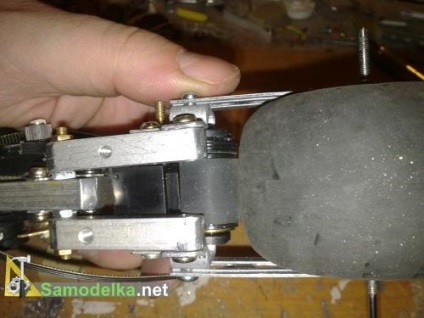 Gyűjtemény motorkerékpár hulladék anyagok (motorkerékpár) Gyűjtemény motorkerékpár hulladék anyagokból