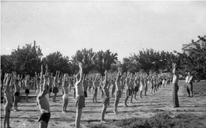 Vara în tabăra tinerilor pionieri (91 fotografii)