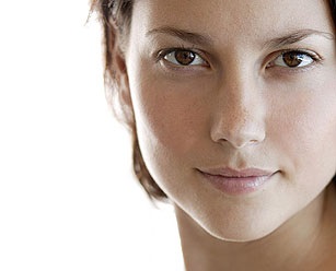 Minilifcarea feței - care este diferența față de ridicarea tradițională