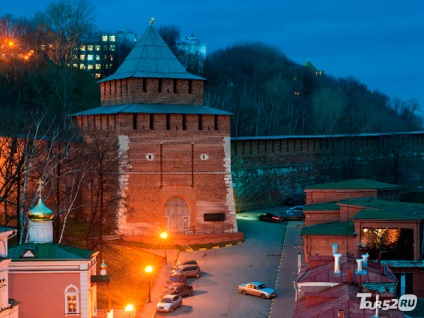 Nizhny Novgorod Istorie Kremlin, turnuri, clădiri