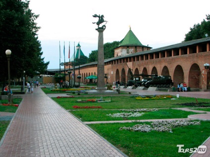 Nizhny Novgorod Istorie Kremlin, turnuri, clădiri