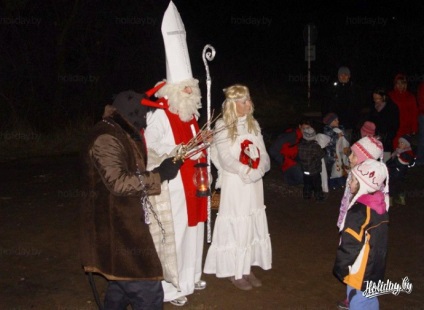 Noel Baba helyett a Mikulás vagy a nevét, a főszereplő az új év külföldön