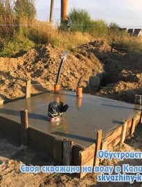 Construcția bine în Kaliningrad, forarea puțurilor arteziene
