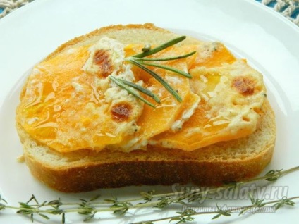 Butterut dovleac, coapte în cremă și brânză