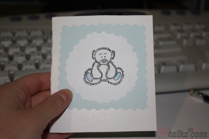 Carte poștală cu un urs cu mâinile - o clasă de master cu o fotografie