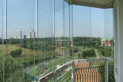 Panoramică geamuri pentru balcon - pentru reparații