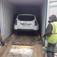 Transportul auto într-un container