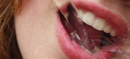 Miért szájszárazság éjjel okokat és megoldásokat, a lehetséges betegségek kezelésére és hasznos