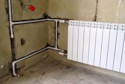 Conectarea radiatorului de încălzire la conductele de polipropilenă conectate, conectarea bateriei la