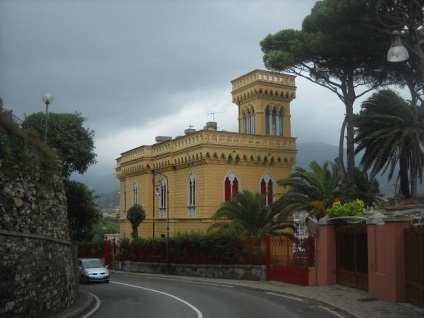 Povestea călătoriei în Italia raportează despre călătoria spre Rapallo