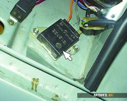 Regulatorul de tensiune VAZ 2106 este elementul principal de circuit