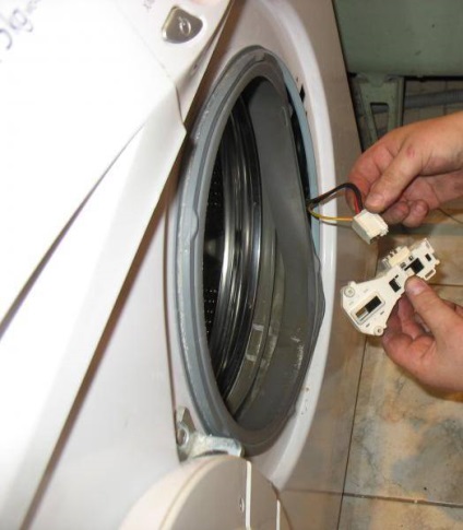 Repararea sau înlocuirea unei mașini de spălat de blocare (blocare) - prețul este de la 1300 de ruble, rembytech