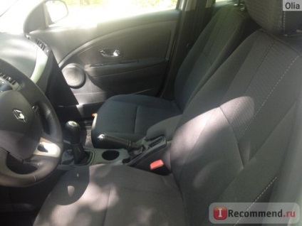 Renault Fluence - 2012 - „egy remek autó! Megmondom, hogyan kell emelni az ablaktörlők megnyitása nélkül a motorháztető (2012) Renault Fluence - 2012 - „egy remek autó! Megmondom, hogyan kell emelni az ablaktörlők megnyitása nélkül a motorháztető