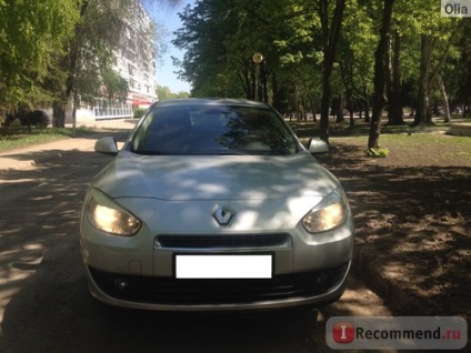 Renault Fluence - 2012 - „egy remek autó! Megmondom, hogyan kell emelni az ablaktörlők megnyitása nélkül a fedél (energiasűrűség) Renault Fluence - 2012 - „egy remek autó! Megmondom, hogyan kell emelni az ablaktörlők megnyitása nélkül a motorháztető