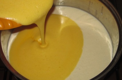 Reteta brânză din lapte acru pas cu pas cu fotografii