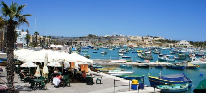 Fishermans Village din Marsachlok în Malta