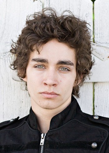 Robert sheehan - sursa bunei dispoziții