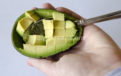 Salată de avocado cu roșii și rețetă de cilantru cu fotografie, gătit pas cu pas