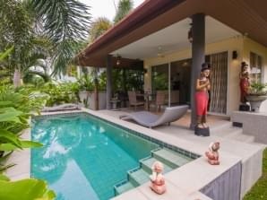 Închiriați un bungalou în Phuket pe plajă