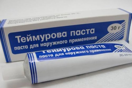 Remediu pentru transpirația picioarelor în farmacia de cremă, unguente, spray-uri, pulberi și pulberi