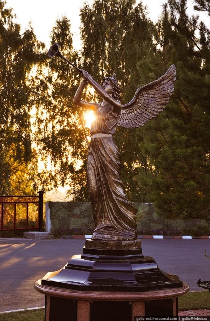 Scorpion interesant reportaj Novosibirsk Crematorium, știri de fotografie