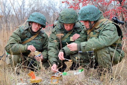 Rasa uscată în limba rusă decât mâncarea noastră armată este mai bună decât cea americană - politikus