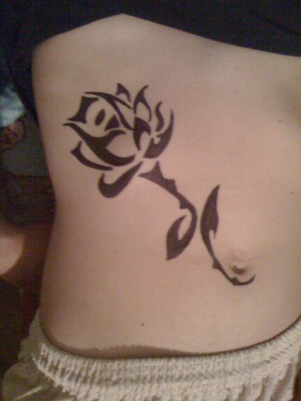 Tatuaj, sensul tatuajelor, flori de tatuaje